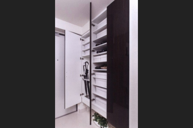 シティテラス川崎鈴木町ガーデンズ・グランドシーズンズのトール型下足入